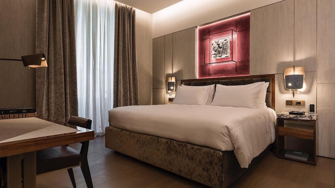 Fendi Private Suites - Small Luxury Hotels Of The World Рим Екстер'єр фото
