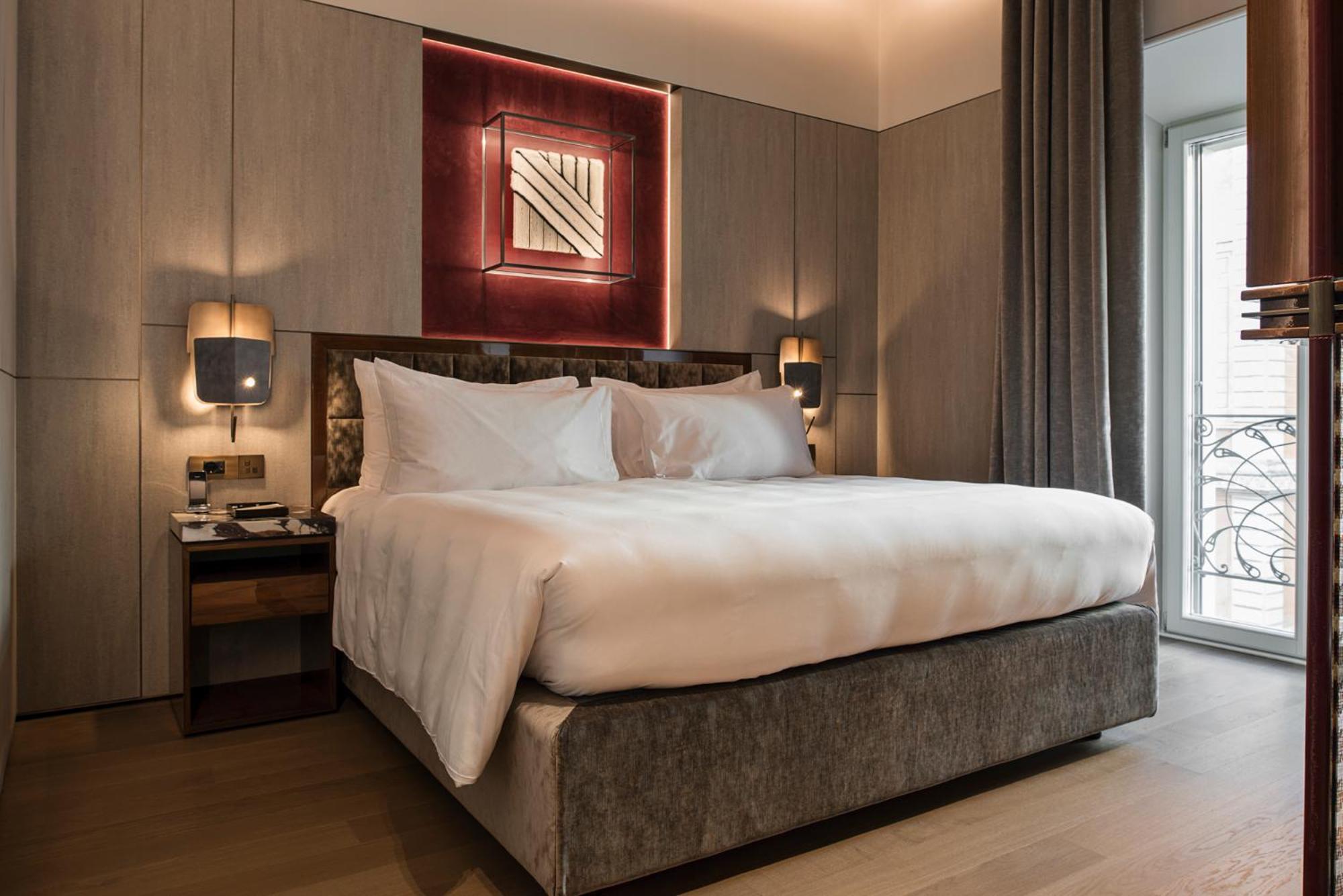 Fendi Private Suites - Small Luxury Hotels Of The World Рим Екстер'єр фото